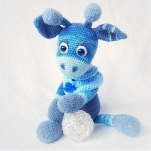 GIRAFFE-Arkadii-crochet-toy-01